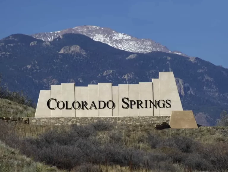 Companies That Buy Houses Fast for Cash in Colorado Springs