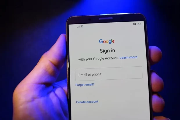 Signing into your Google account to transfer data between devices